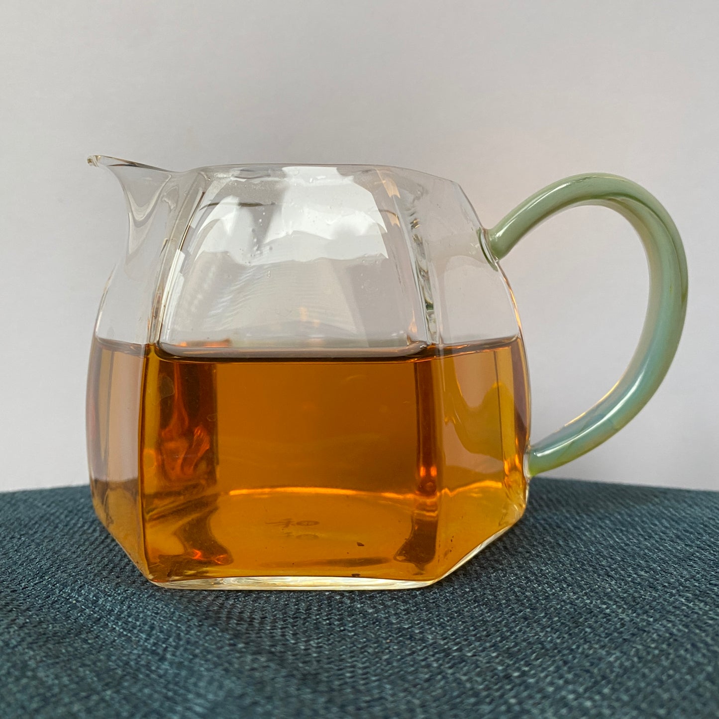 2016 Autumn Aged Shou Mei White Tea Biscuit