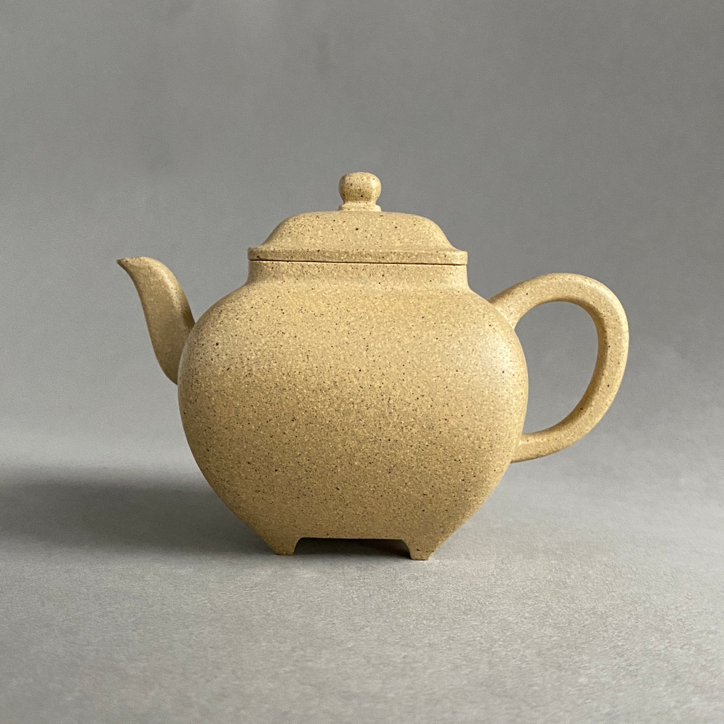 Chuan Lu (110 ml) Shui Tan Lv Ni Yixing Teapot