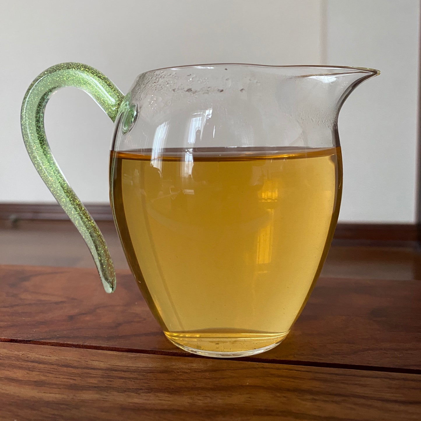 2016 Wild Big Leaf Organic Aged White Tea Cake