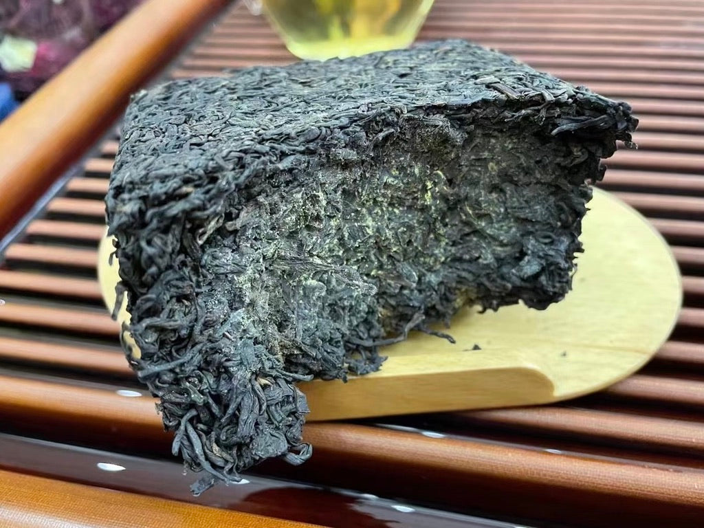 2018/2021 Golden Flower Tibetan Tea Brick