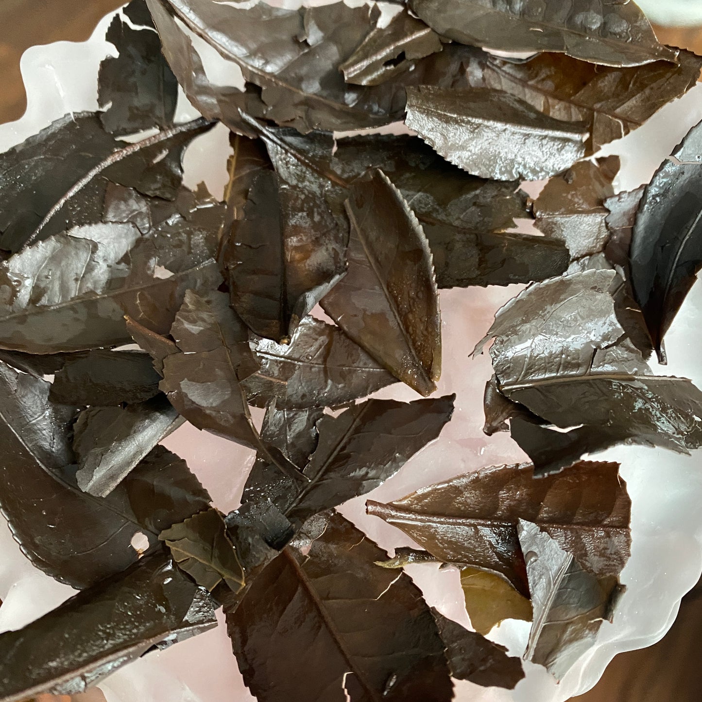 2016 Wild Big Leaf Organic Aged White Tea Cake