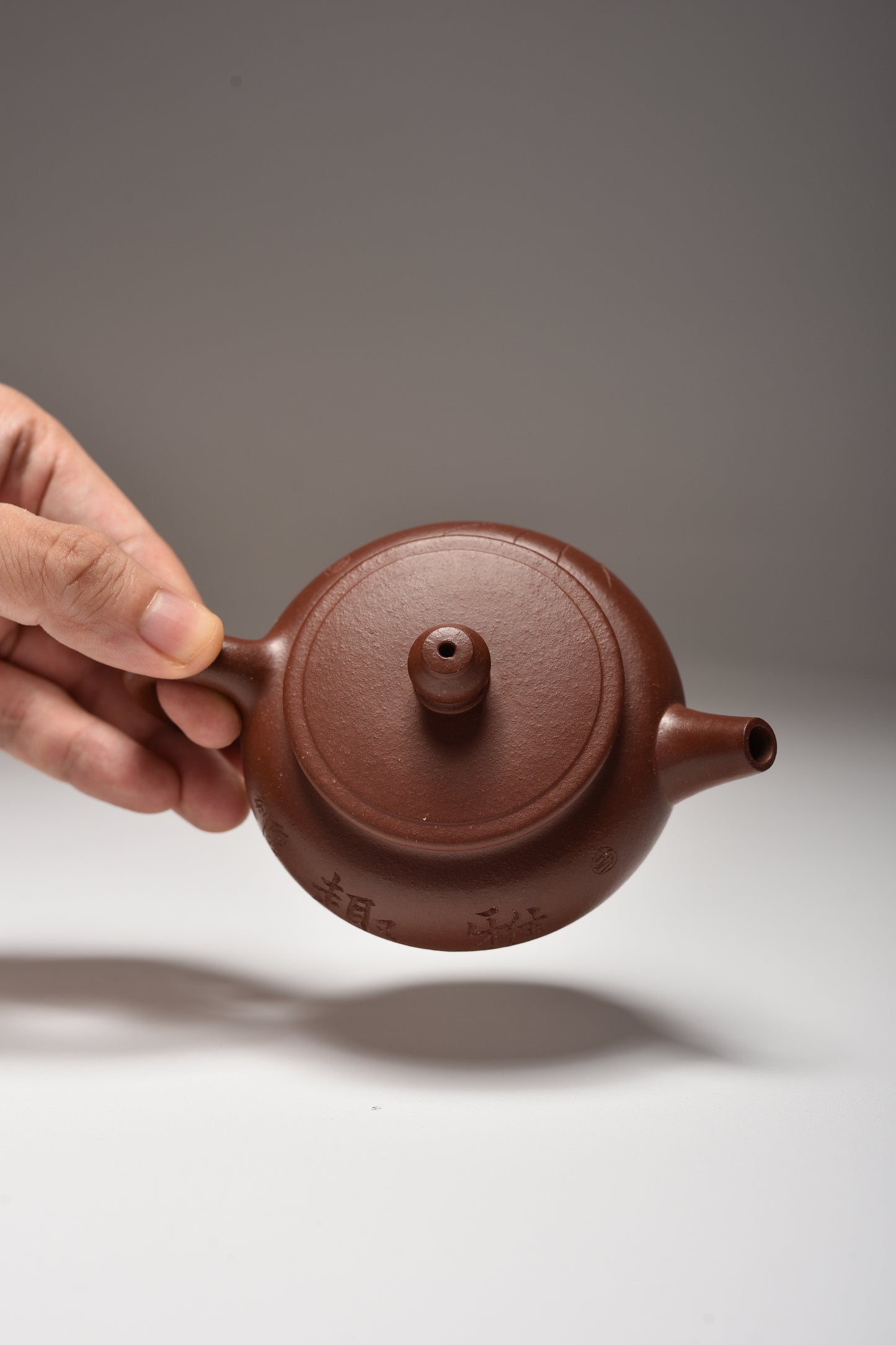 Fang Gu (120ml) Dicaoqing Clay Yixing Teapot with Carving