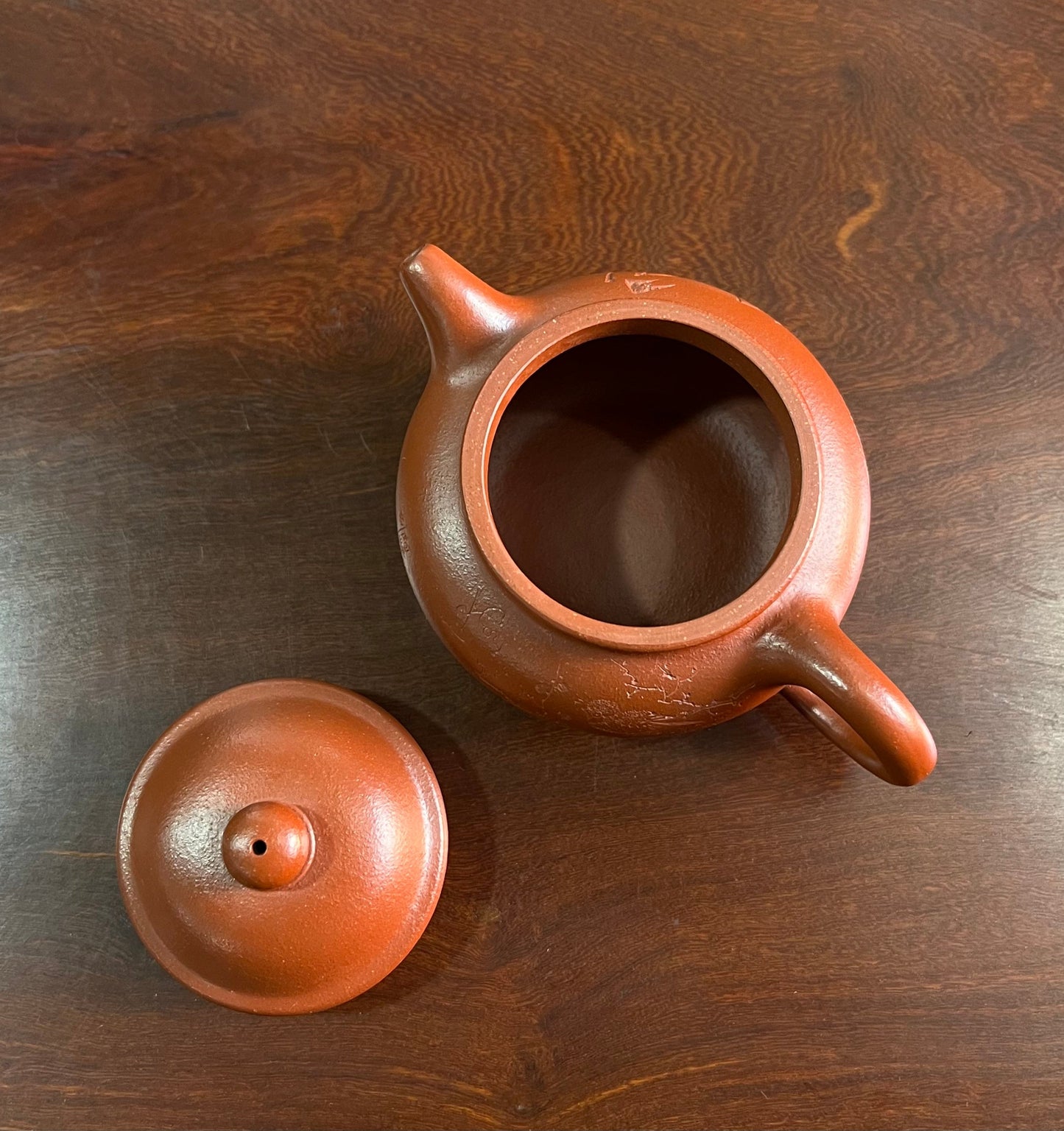 Fang Gu (150 ml) Zhu Ni Yixing Teapot with Carving