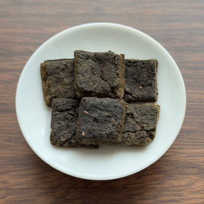 2017 De’ang Sour Tea (Traditionally Pounded)