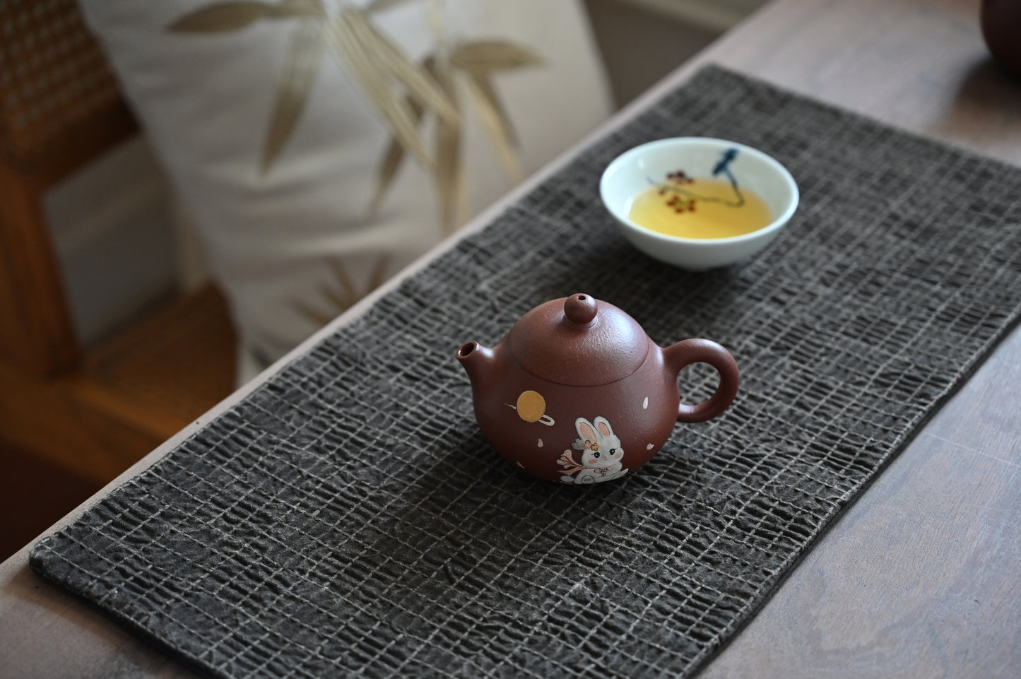 Wen Dan (150ml) Zhongcaoqing Yixing Teapot with Bunny Mud Painting