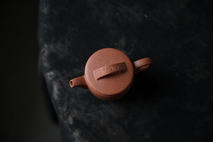 Mini Han Wa (75 ml) Red Jiang Po Ni Clay Yixing Teapot