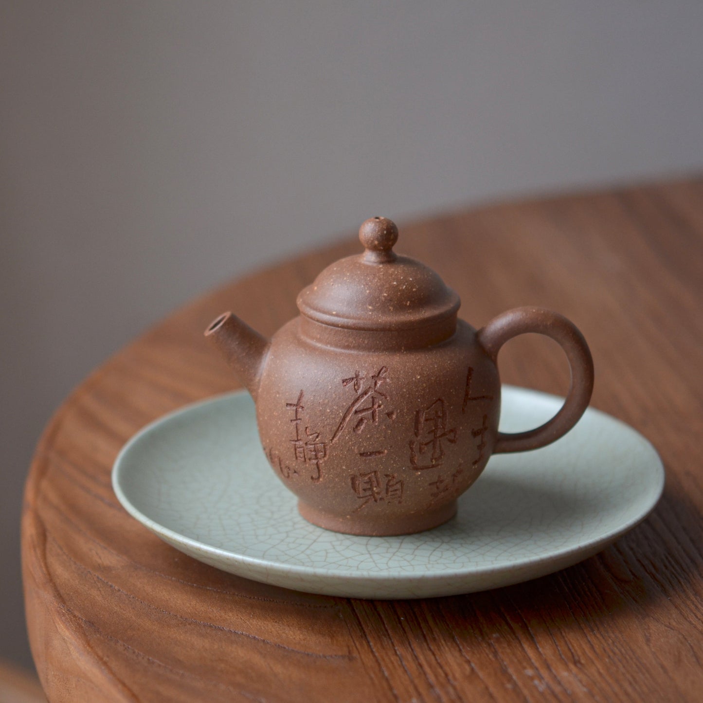 Ju Lun Zhu (160ml) Grainy Duan Ni Yixing Teapot with Engraving