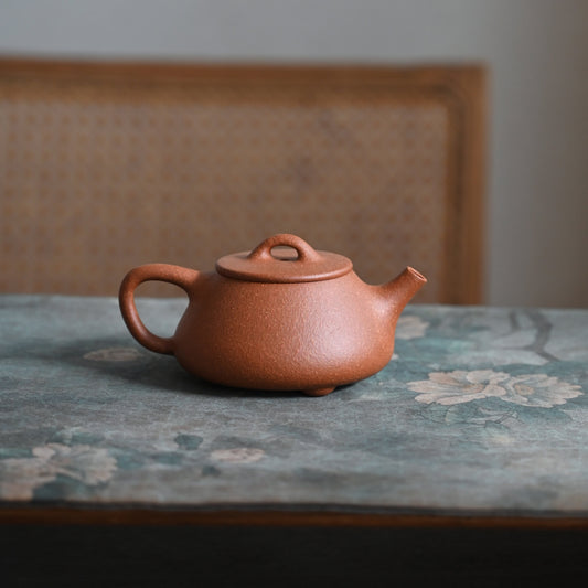 Flat Lid Shi Piao(150 ml) Red Jiang Po Ni Clay Yixing Teapot